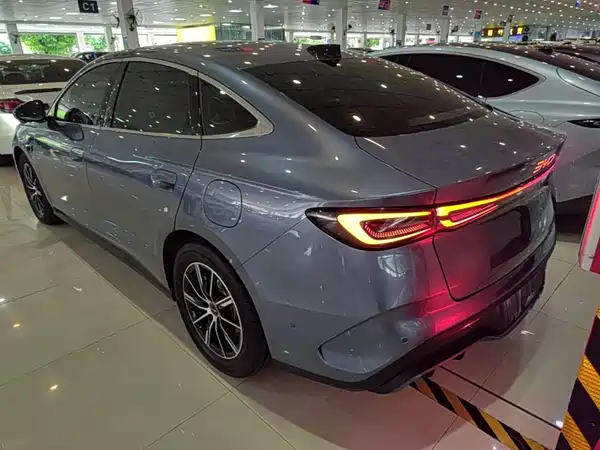 BYD Seal 06 2025
