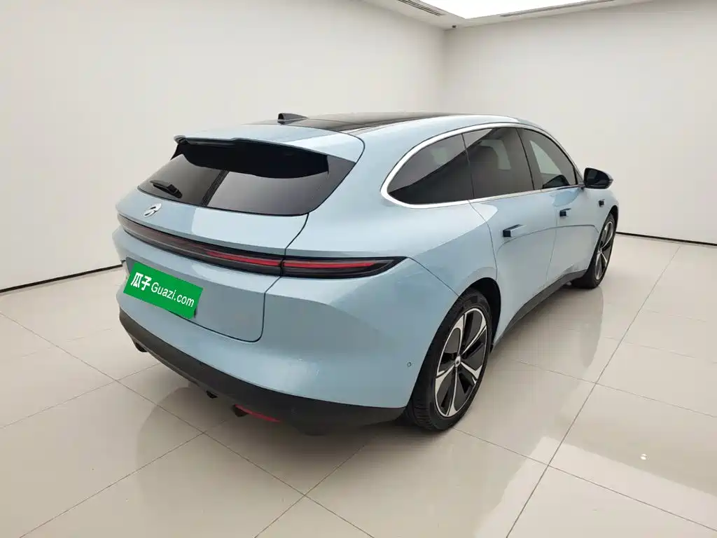 NIO ET5T 2024
