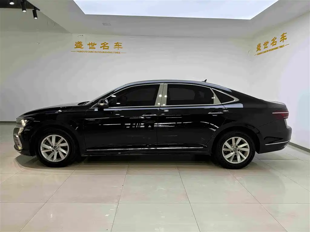 Volkswagen Passat 2022