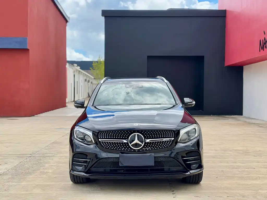 Mercedes-Benz GLC AMG 2018 — фото 2
