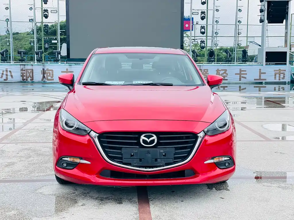 Mazda 3 Axela 2019