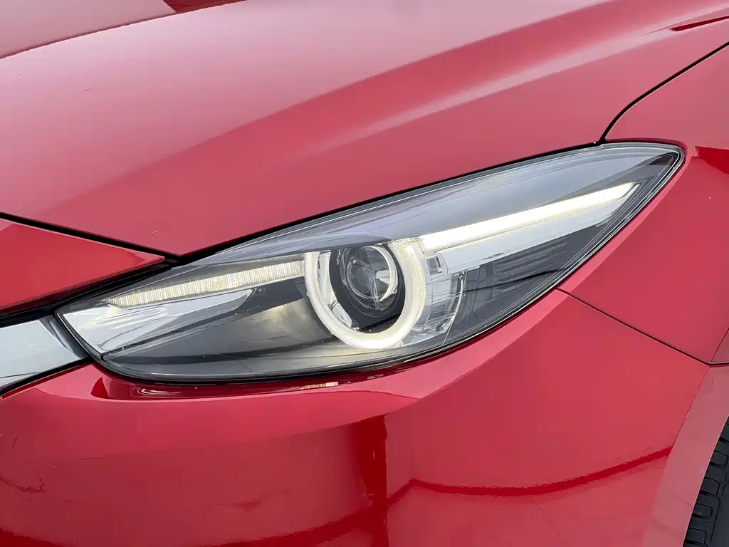 Mazda 3 Angkesela 2018 — фото 14