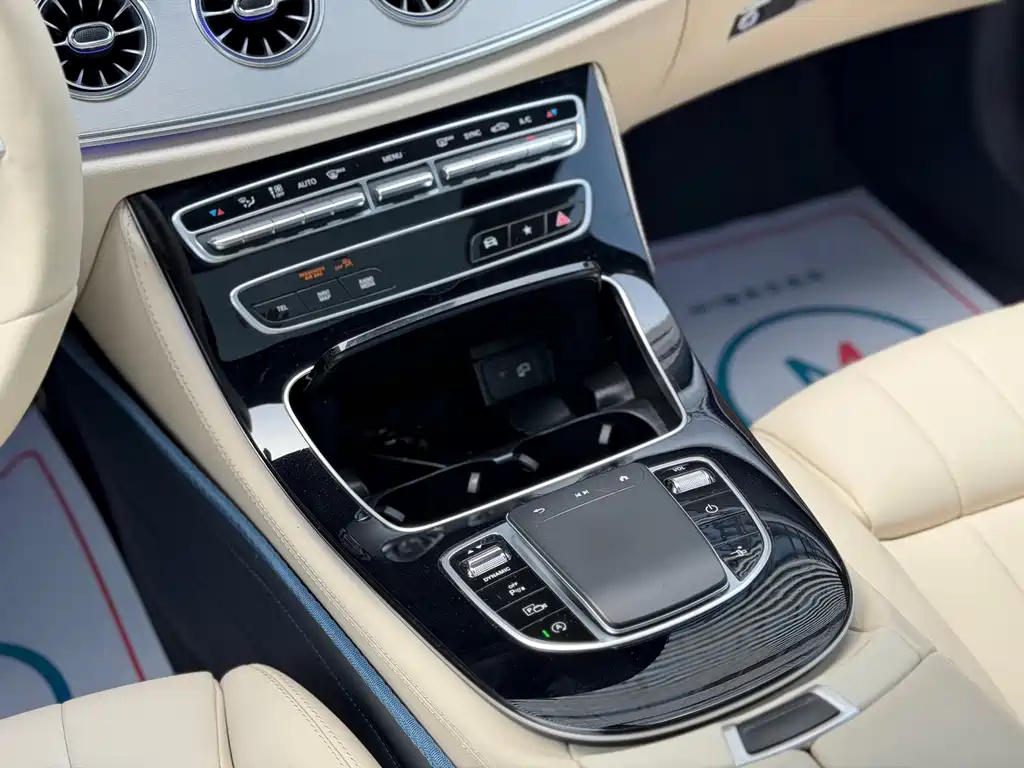 Mercedes-Benz E-Class 2021 — фото 10