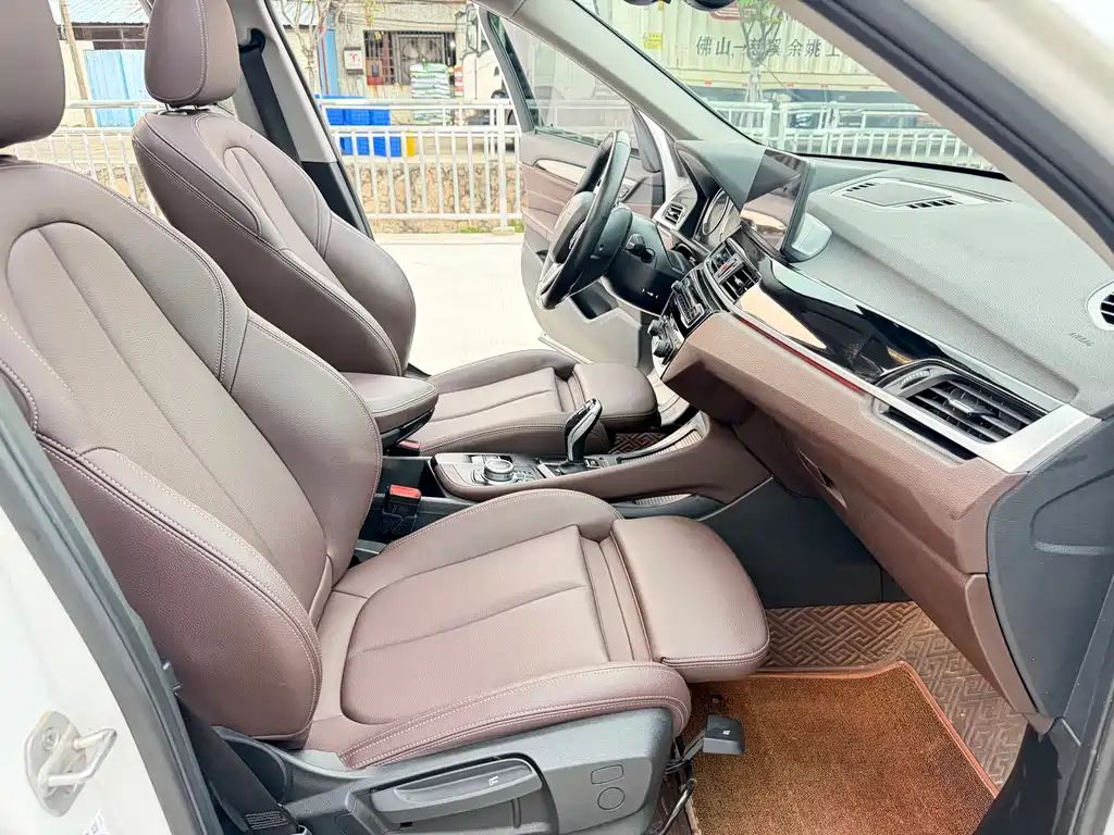 BMW X1 2021 — фото 14