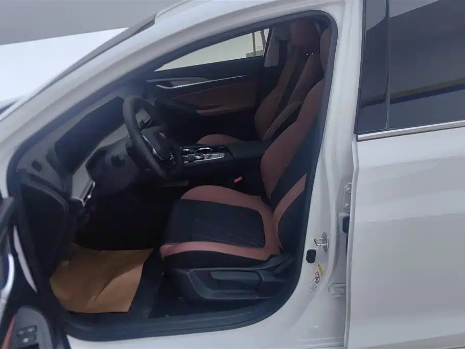 Changan Eado 2025 — фото 9
