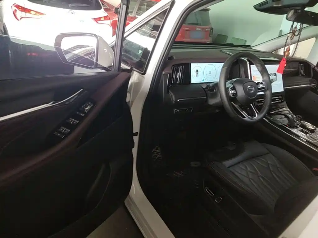 GAC Trumpchi M8 2025 — фото 16
