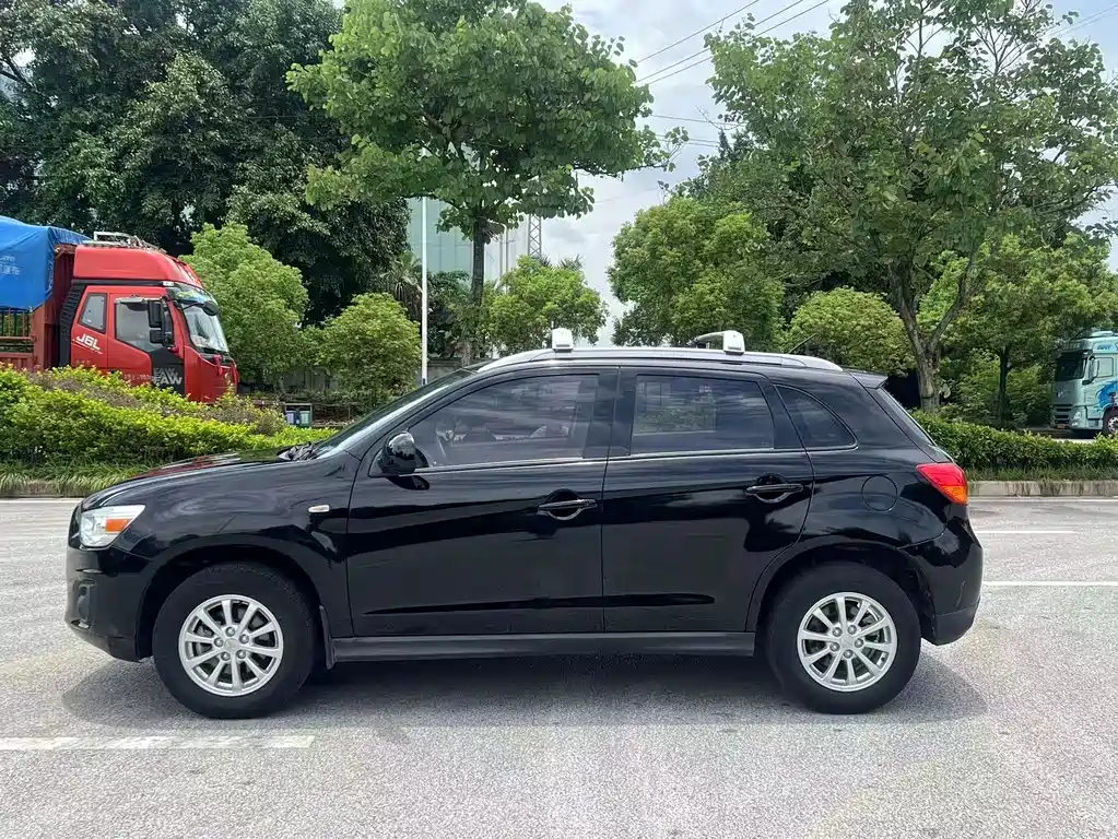 Mitsubishi ASX 2016