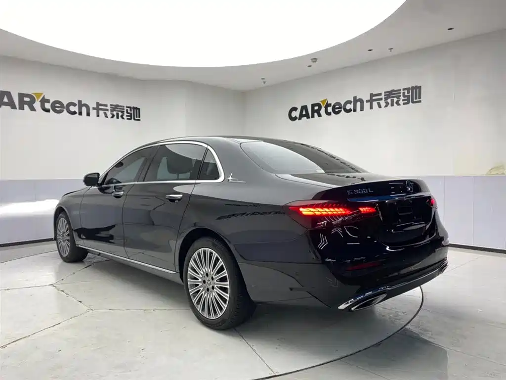 Mercedes-Benz E-Class 2023