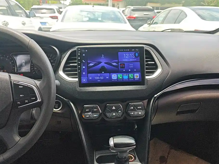 GAC Motor Trumpchi GS4 2016 — фото 13