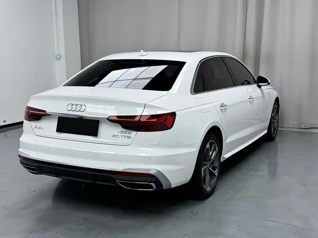 Audi A4L 2020