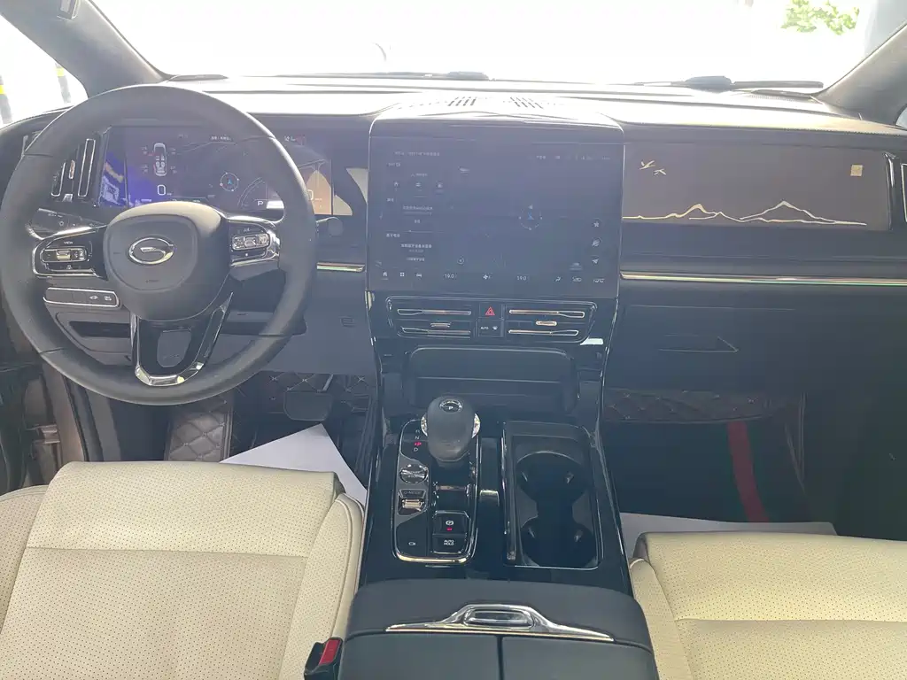GAC Motor Trumpchi M8 2023 — фото 5