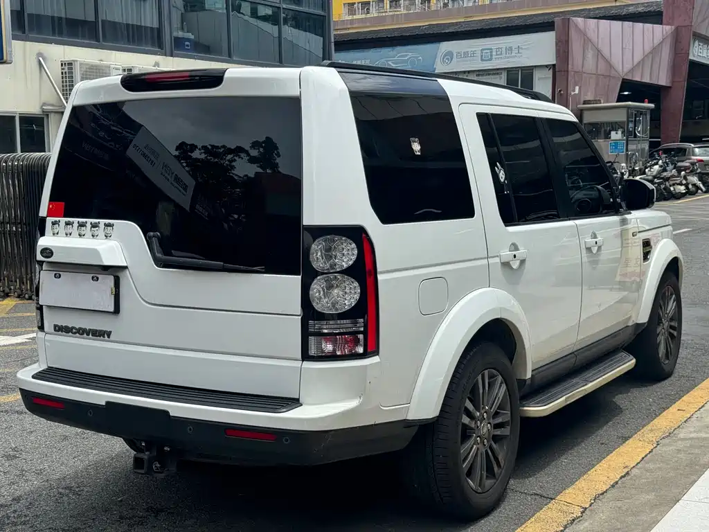 Land Rover Discovery 2016