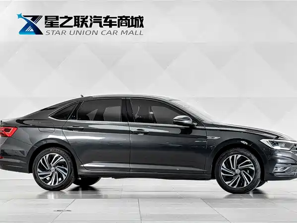 Volkswagen Sagitar 2022