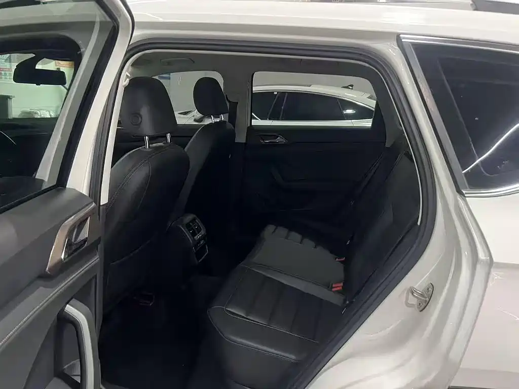 Volkswagen Tharu 2023