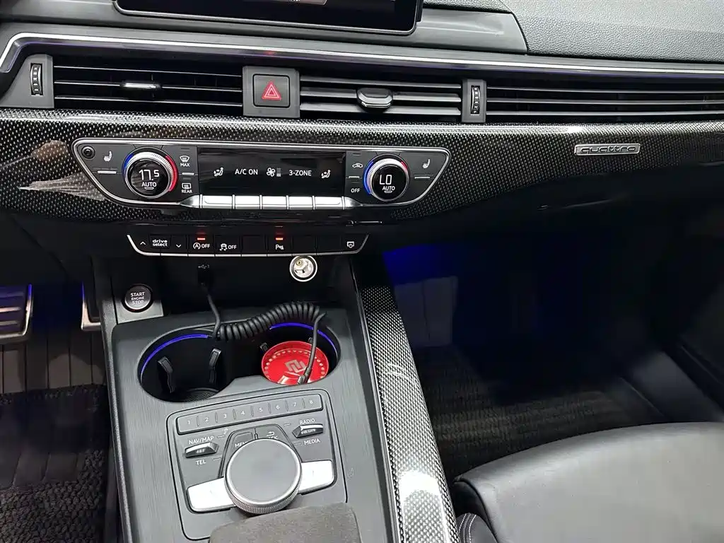 Audi S4 2018 — фото 15