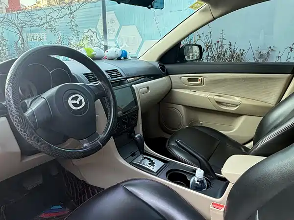 Mazda 3 2012