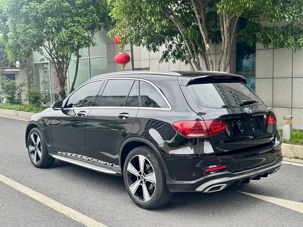 Mercedes-Benz GLC 2023 — фото 6