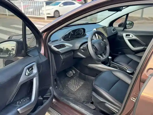 Peugeot 2008 2016