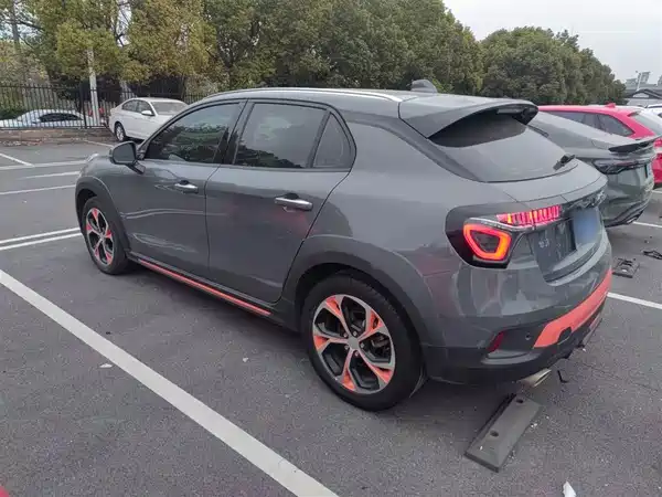 Lynk & Co 02 2019