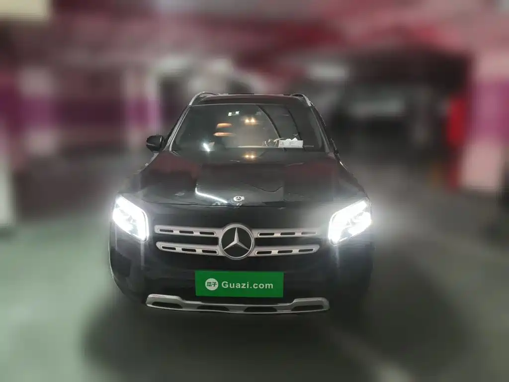 Mercedes-Benz GLB 2021