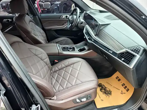 BMW X5 2024