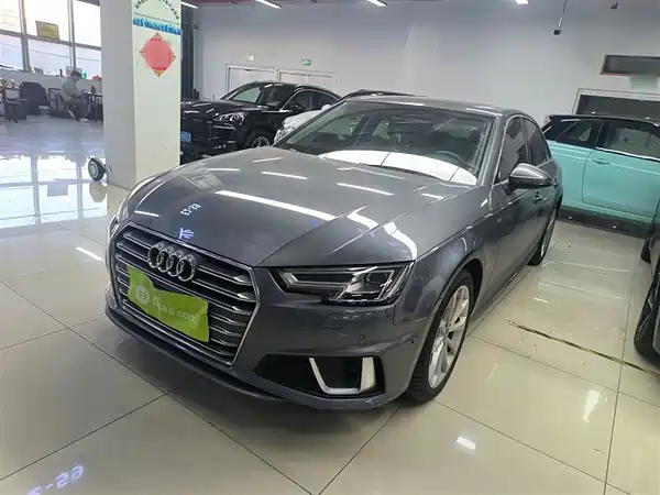 Audi A4L 2019