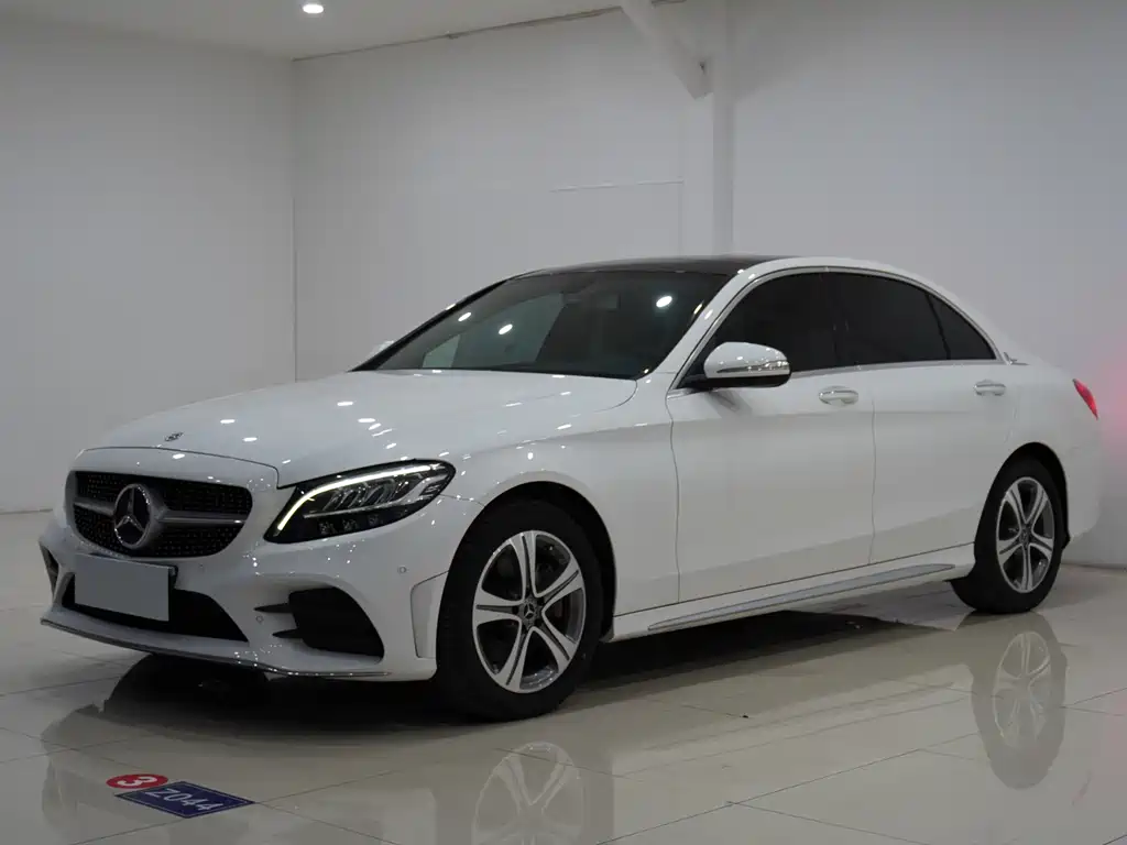 Mercedes-Benz C-Class 2019