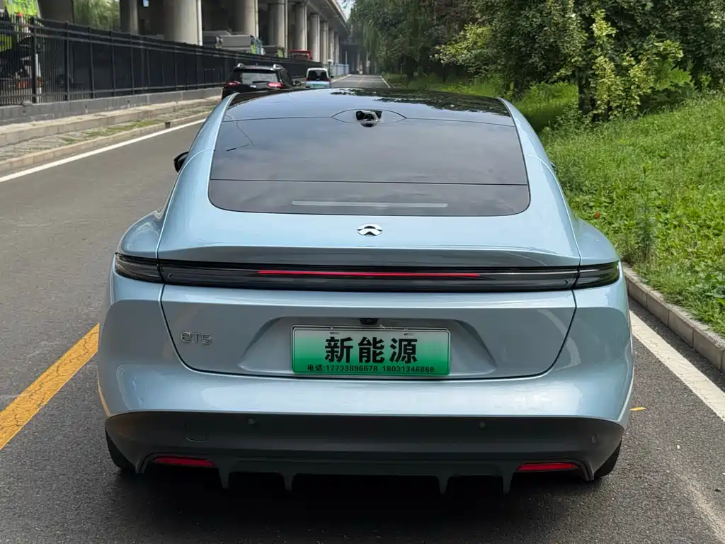 NIO ET5 2023