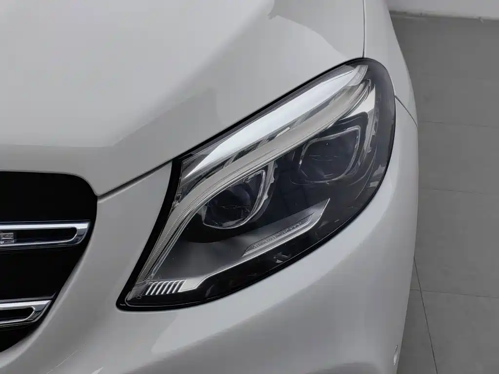 Mercedes-Benz GLE 2017