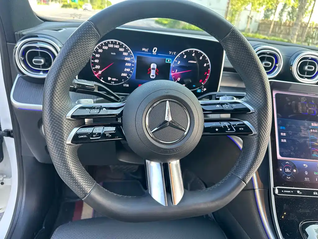 Mercedes-Benz C-Class 2023 — фото 23
