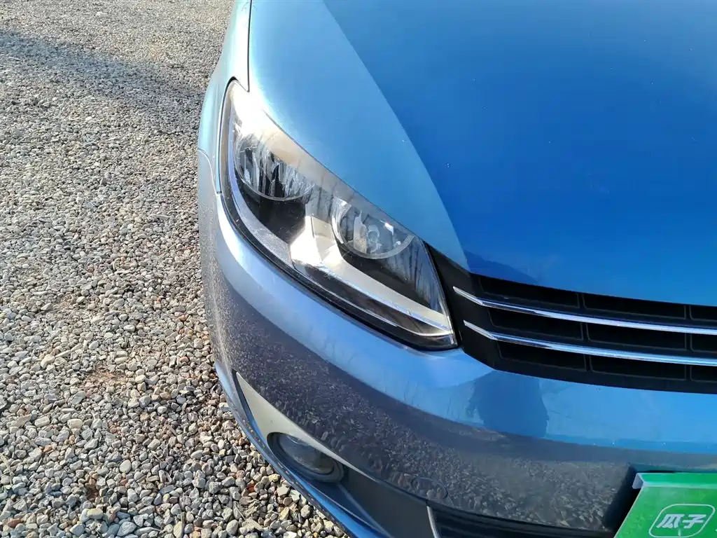 Volkswagen Touran 2015 — фото 23