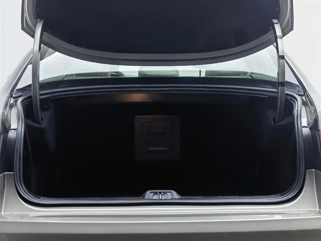 Citroen C5 2015 — фото 16