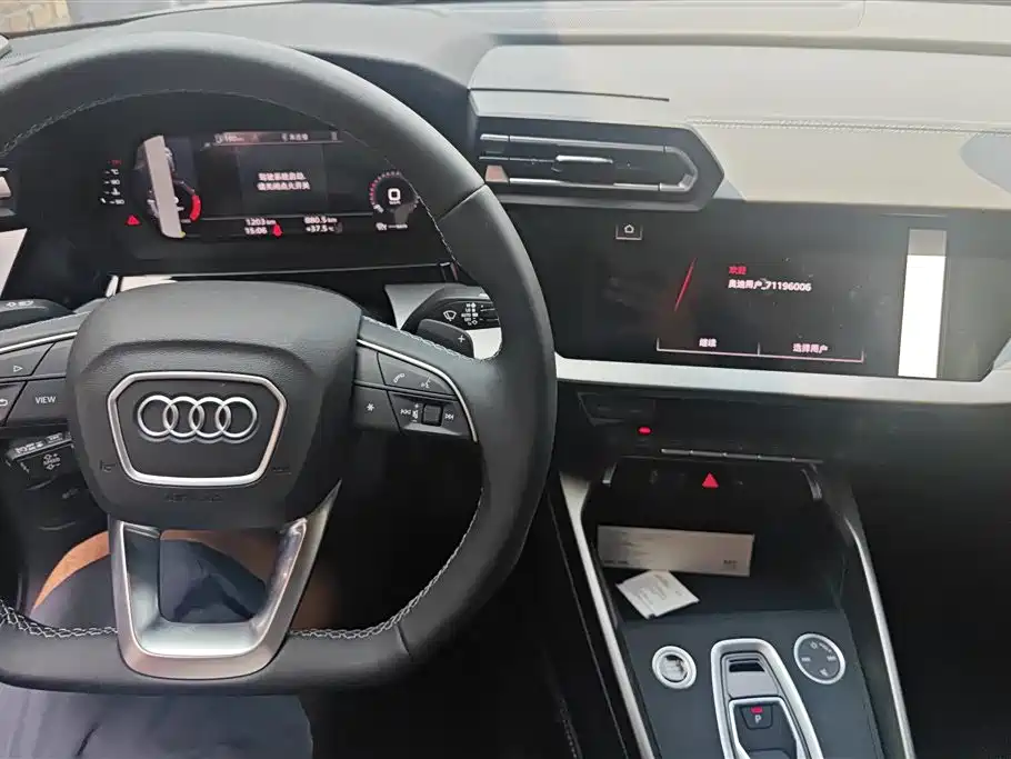 Audi A3 2025 — фото 12