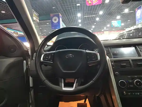 Land Rover Discovery Sport 2016