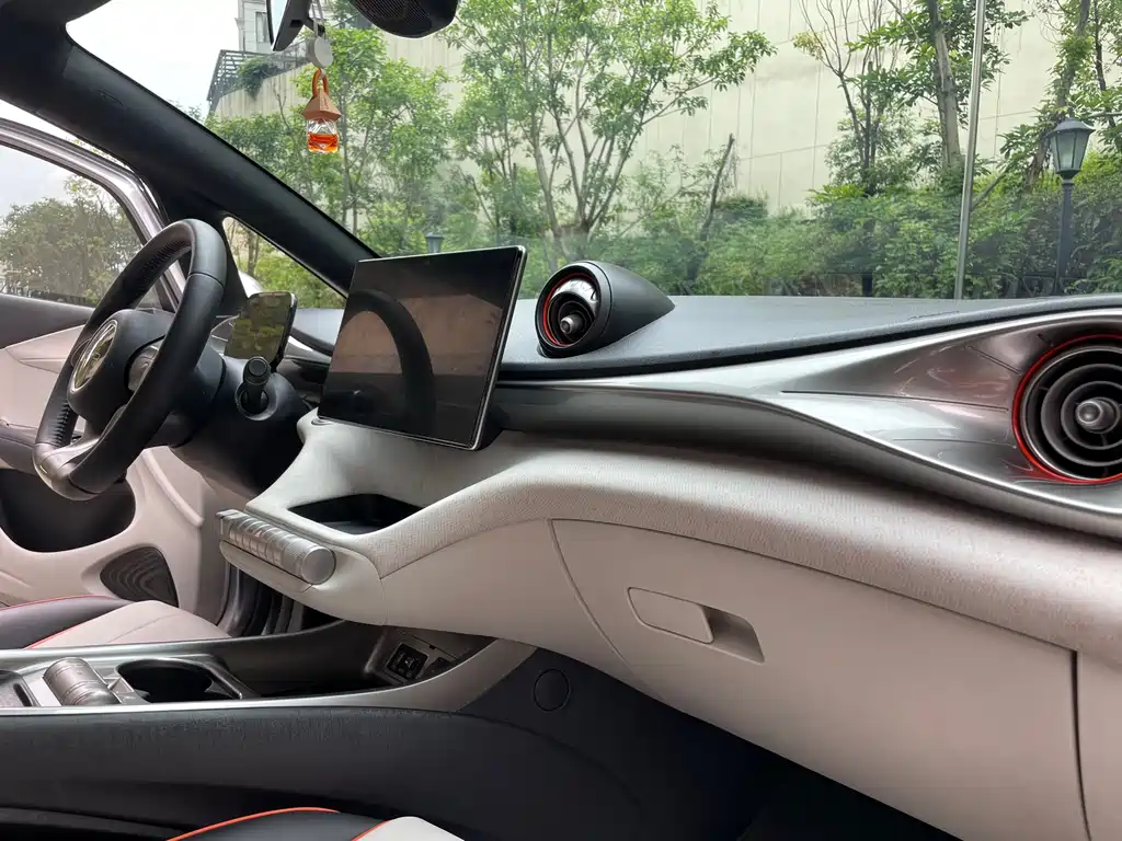 BYD Dolphin 2022 — фото 15