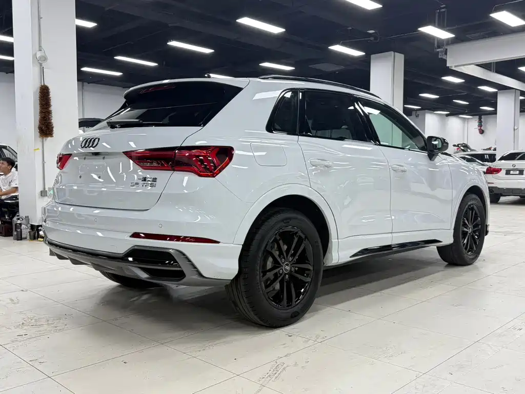 Audi Q3 2022