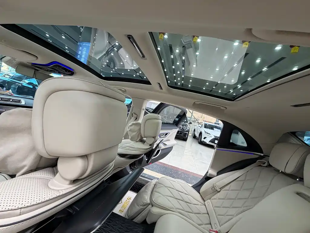 Mercedes-Benz Maybach S-Class 2023 — фото 12