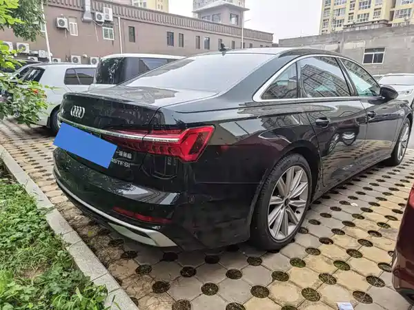 Audi A6L 2023