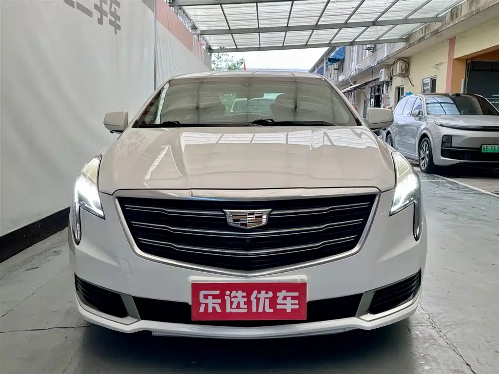 Cadillac XTS 2019 — фото 2