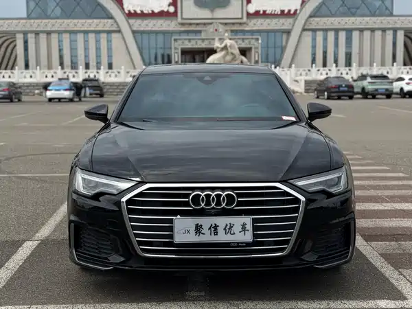 Audi A6L 2022
