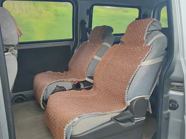 Wuling Rongguang V 2015