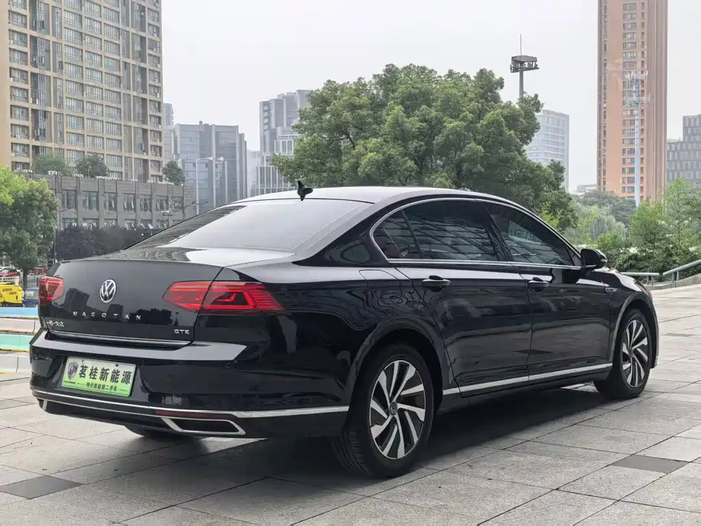 Volkswagen Magotan GTE PHEV 2020 — фото 6