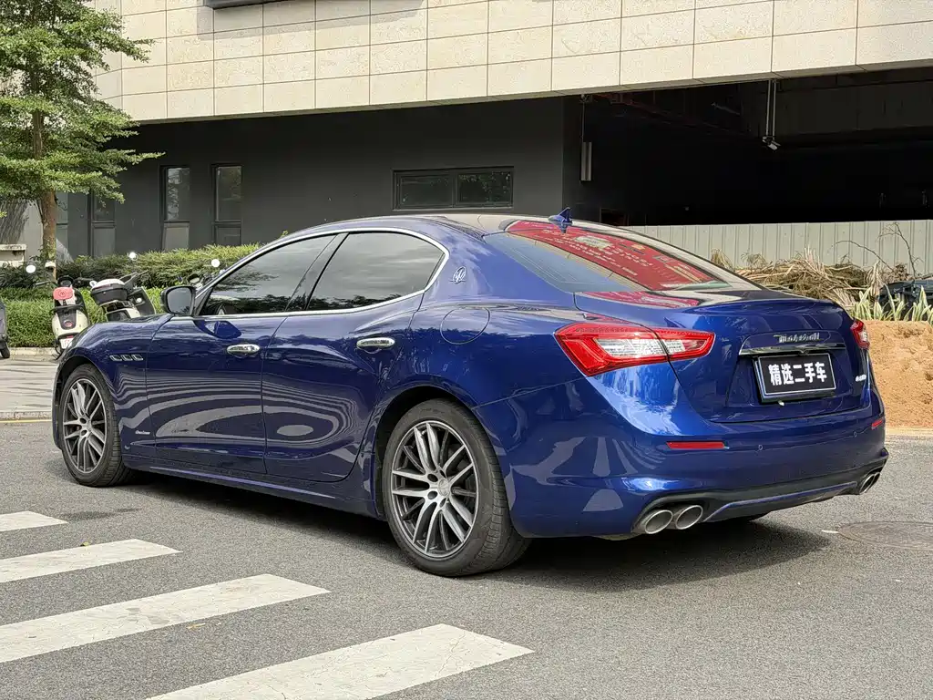 Maserati Ghibli 2020 — фото 5