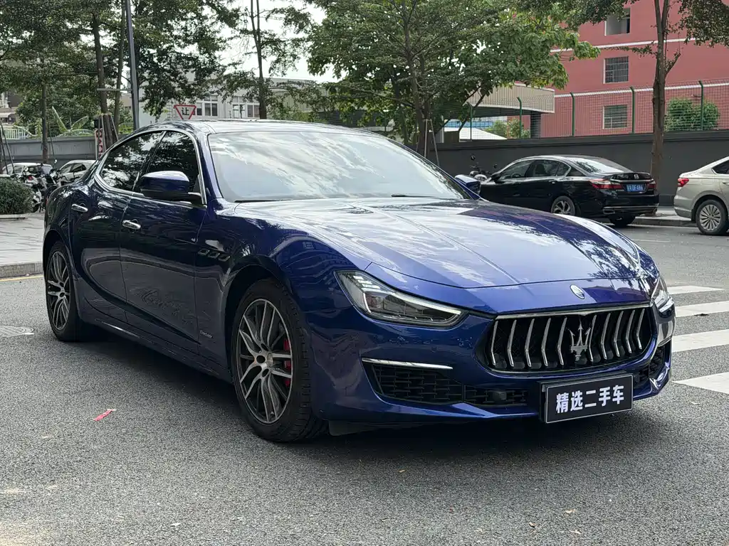 Maserati Ghibli 2020 — фото 3