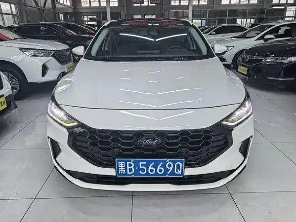 Ford Focus 2023