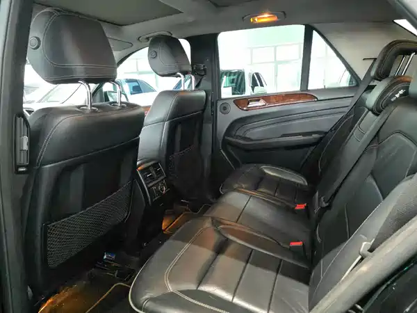 Mercedes-Benz M-Class 2013