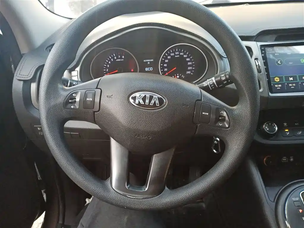Kia Sportage 2016 — фото 11