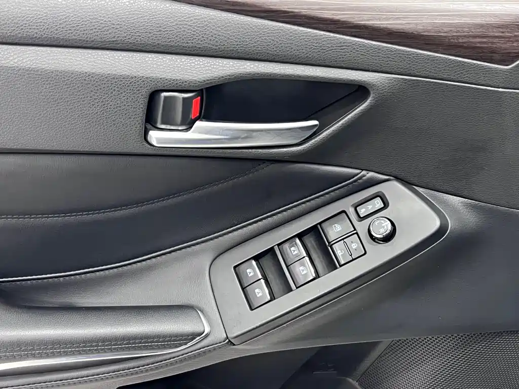 Toyota Avalon 2020 — фото 16