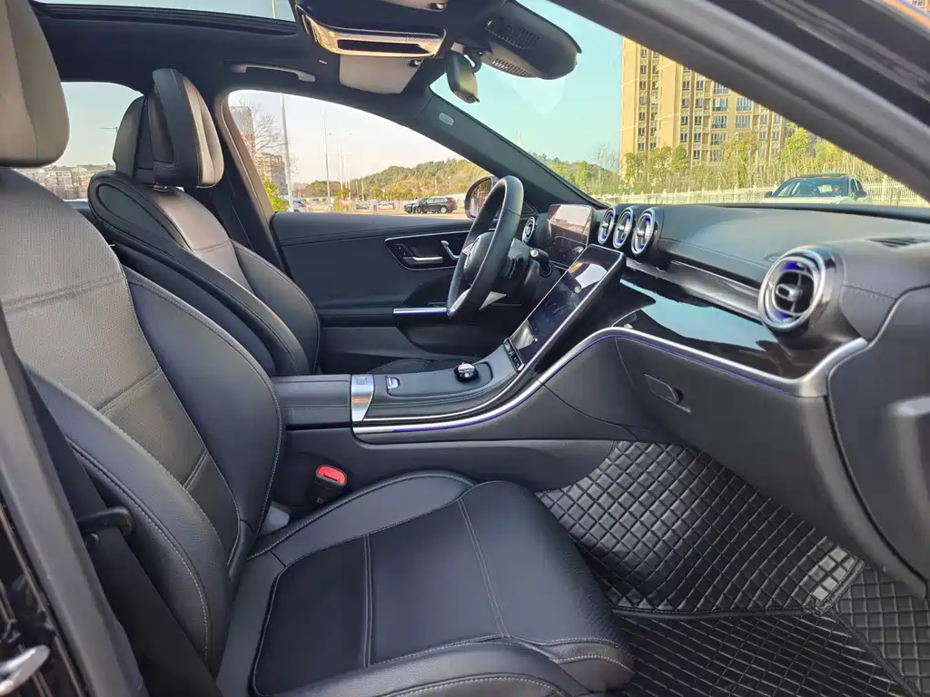 Mercedes-Benz C-Class 2022 — фото 15