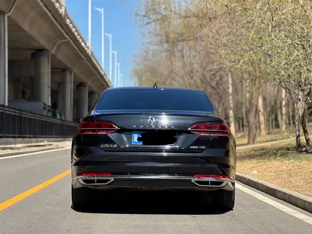 Volkswagen Phideon 2018 — фото 8